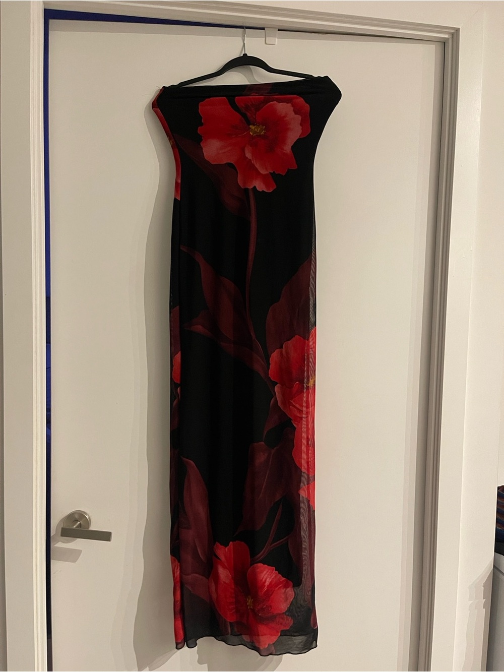 Fashion Nova Black Strapless Maxi Dress with Red Floral Print